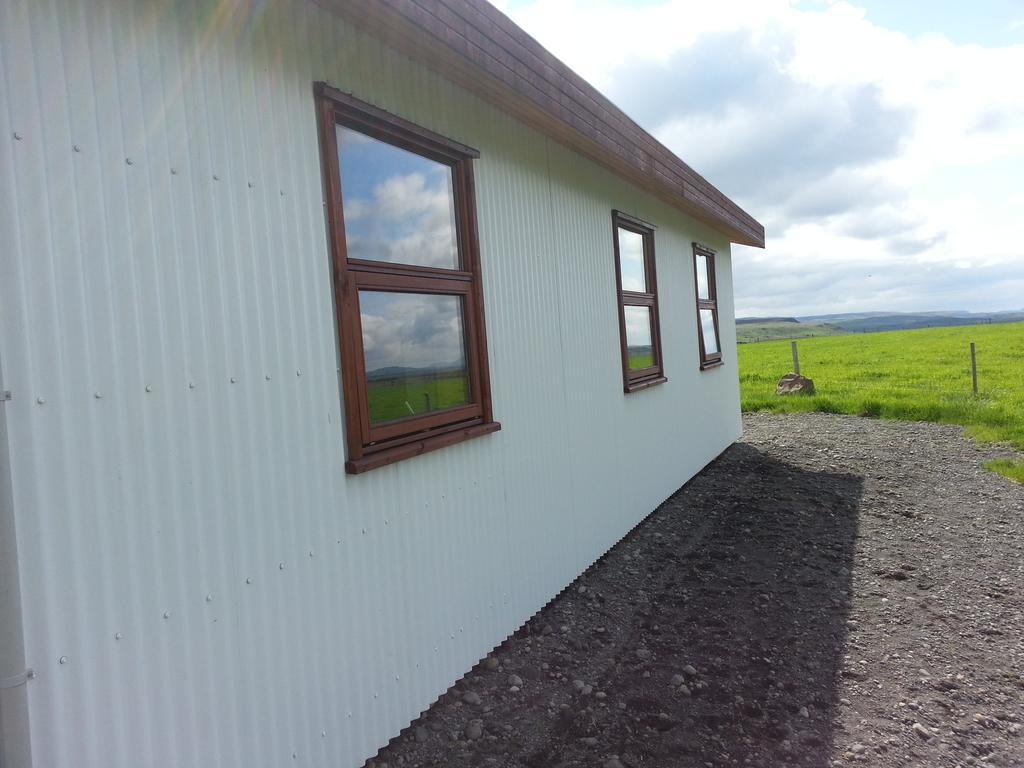 Skalinn Between Gullfoss And Geysir - Myrkholt Farm Haukadalur Bagian luar foto