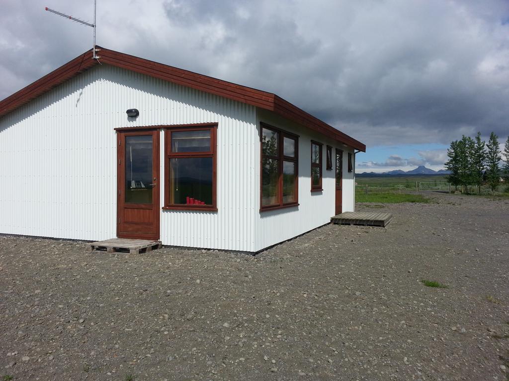 Skalinn Between Gullfoss And Geysir - Myrkholt Farm Haukadalur Bagian luar foto